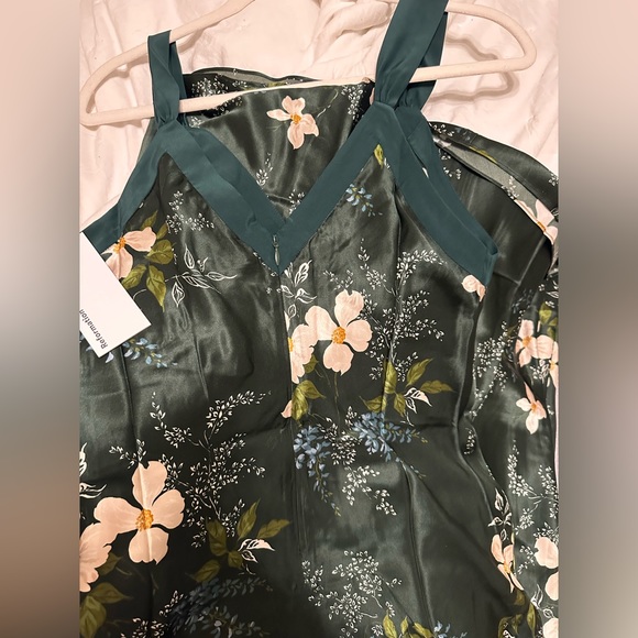 NWT - Reformation Neola Floral Print Silk Maxi Dress 100% silk - Picture 9 of 10